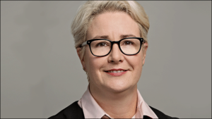 Dr Siobhan Martin